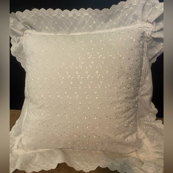 Decorative White Eyelet Embroidered Lace Pillow Removable 22” Beautiful - Picture 1 of 12